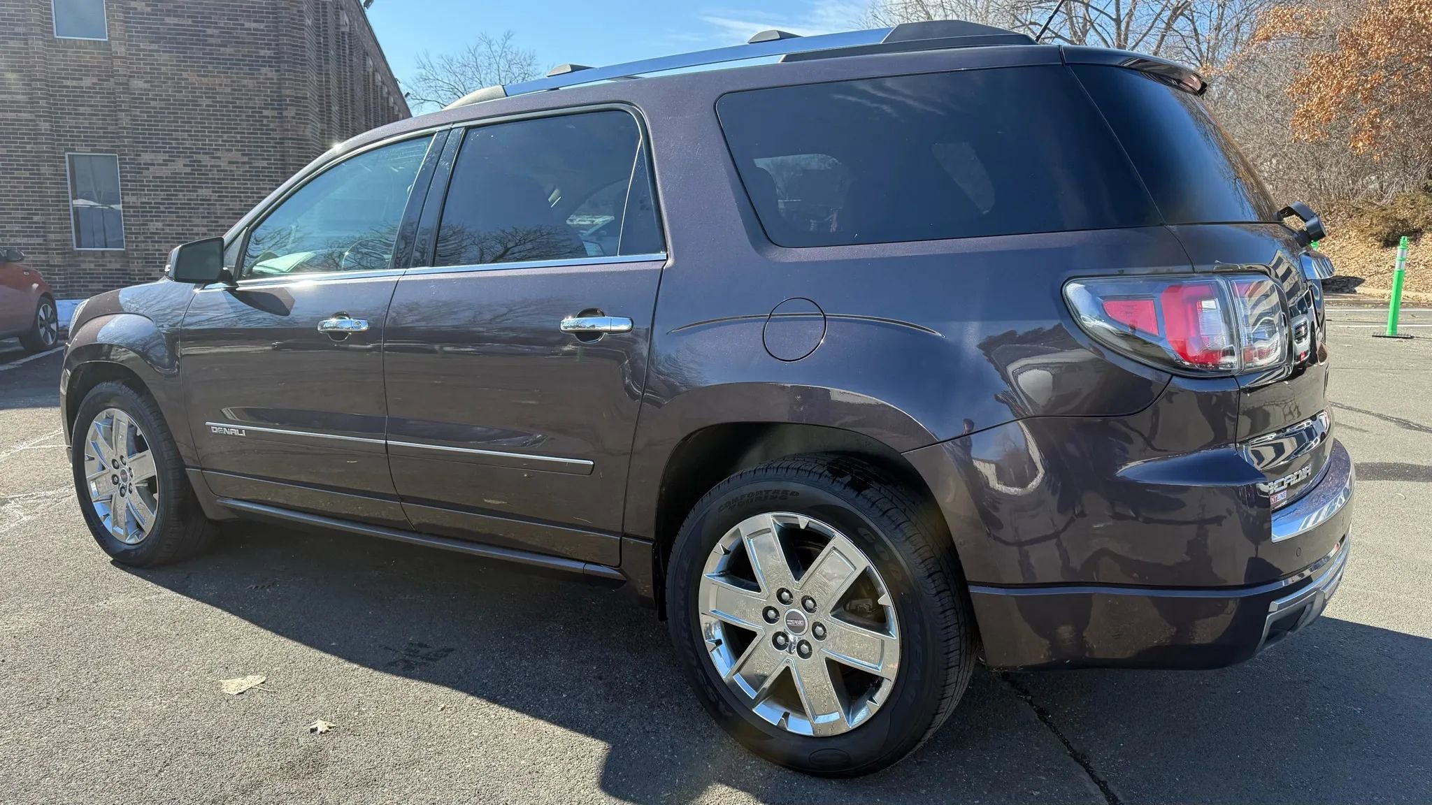 Used 2015 GMC Acadia Denali image 6