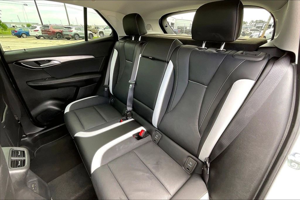 Used 2024 Buick Envision Sport Touring AWD/4WD image 19