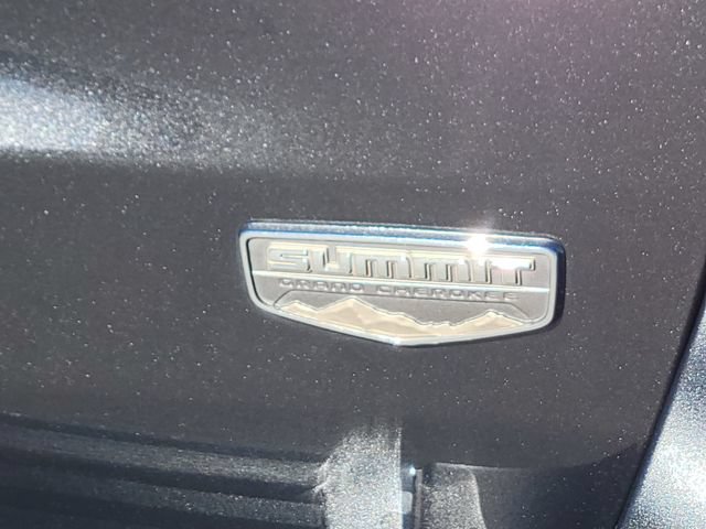 Used 2020 Jeep Grand Cherokee Summit AWD/4WD image 13