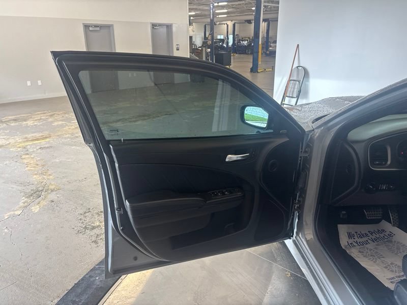 Used 2021 Dodge Charger R/T w/ Plus Group RWD image 23