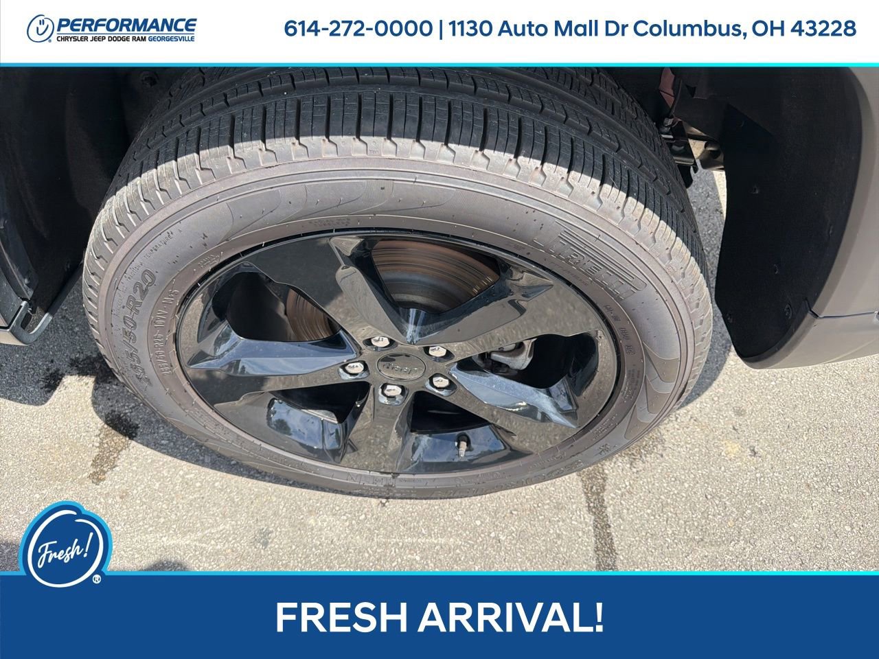 Used 2025 Jeep Grand Cherokee Limited w/ Luxury Tech Group II AWD/4WD image 11