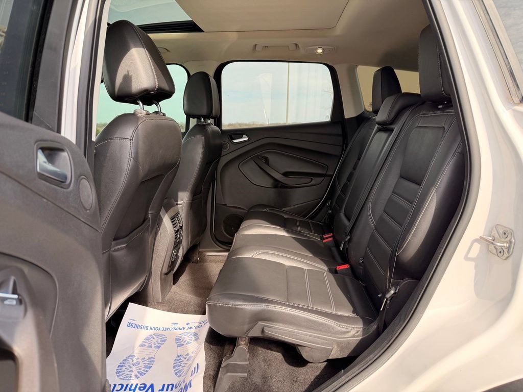 Used 2017 Ford Escape Titanium w/ Equipment Group 301A AWD/4WD image 5