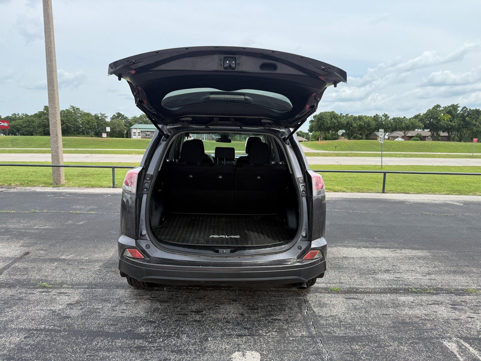 Used 2017 Toyota RAV4 LE w/ All Weather Liner Package image 8