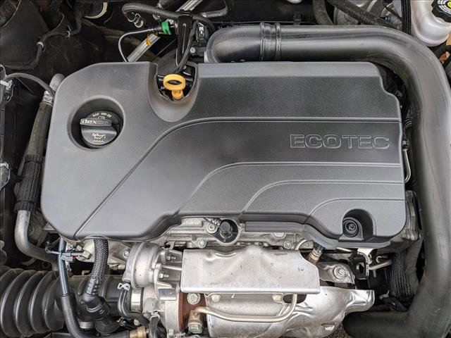 Used 2021 Chevrolet Malibu LT image 22