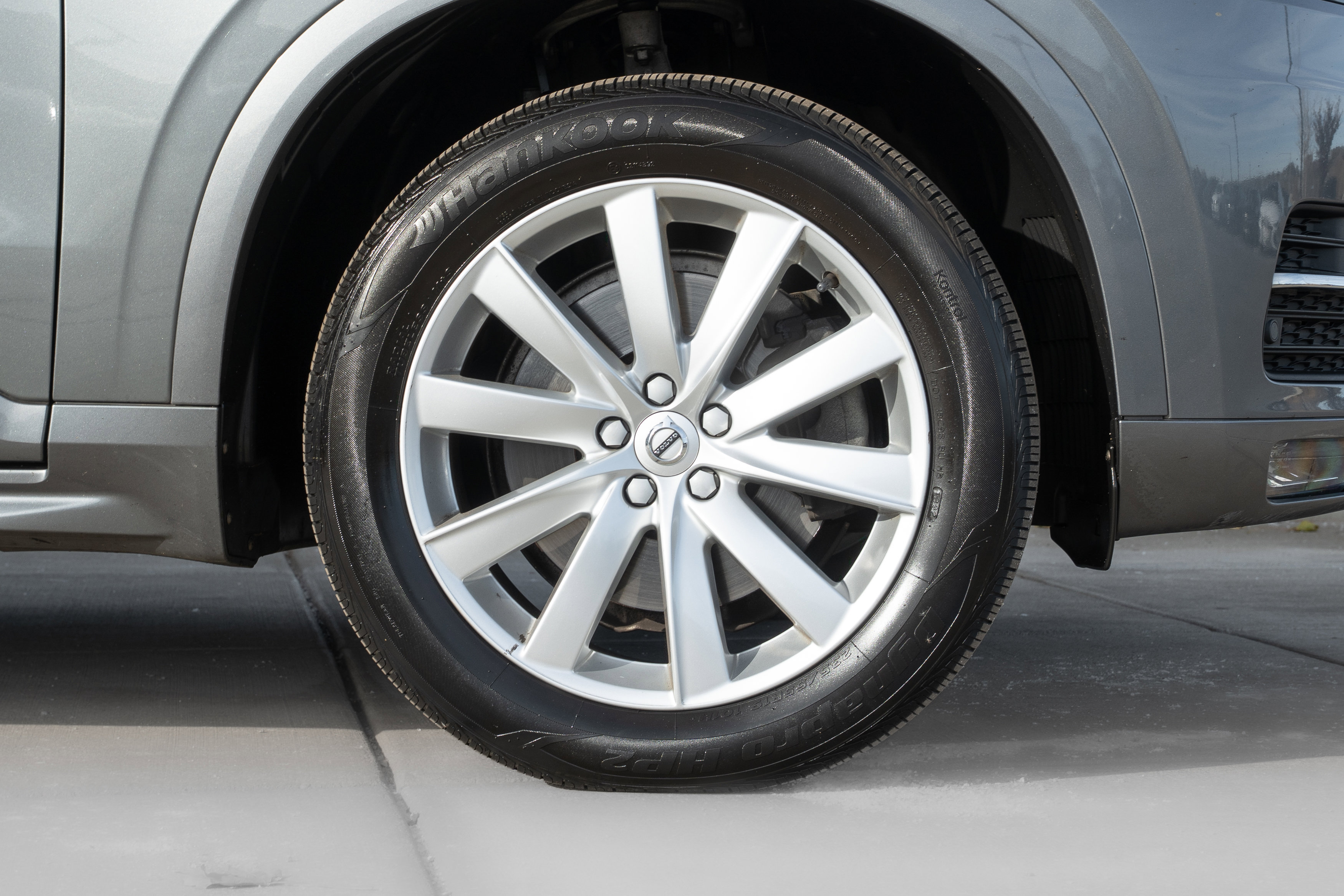 Used 2019 Volvo XC90 T6 Momentum image 33