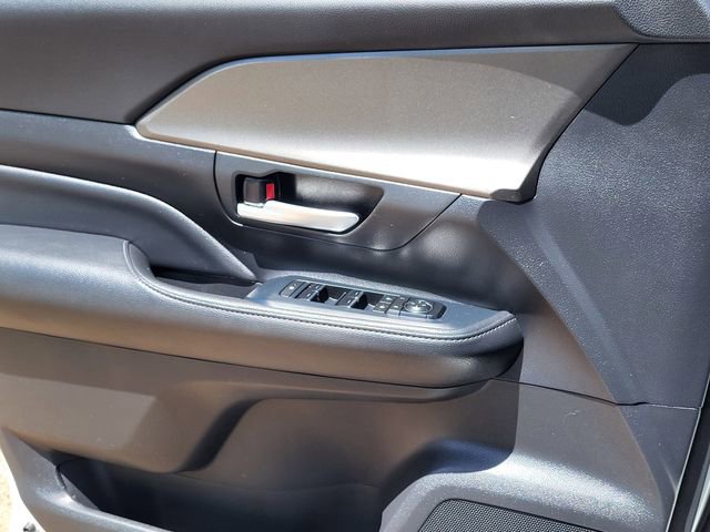 Used 2024 Toyota Grand Highlander AWD image 13
