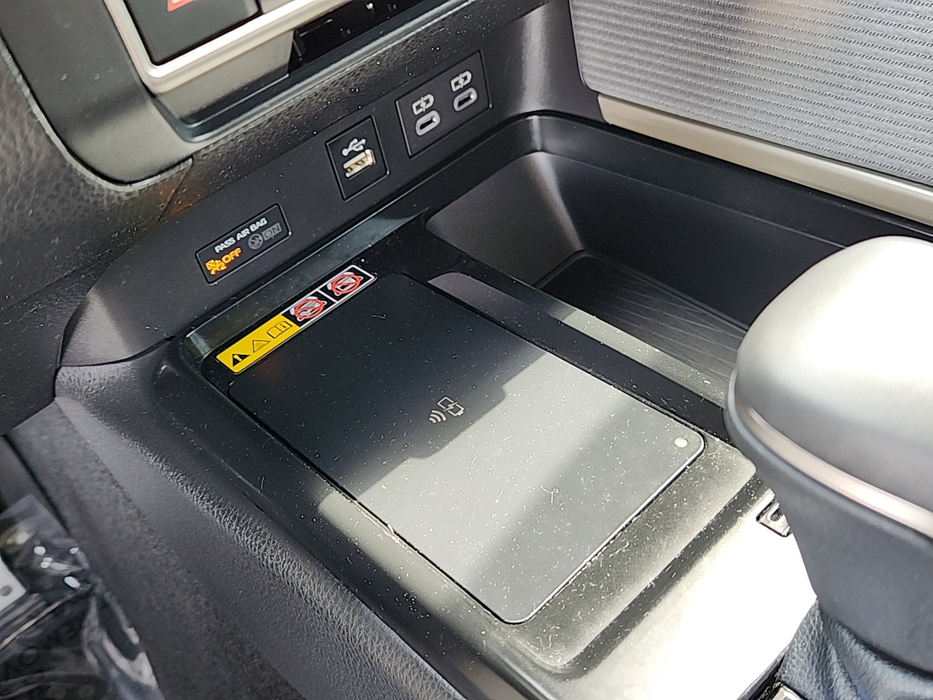 Certified 2025 Toyota Camry SE w/ Convenience Package image 14