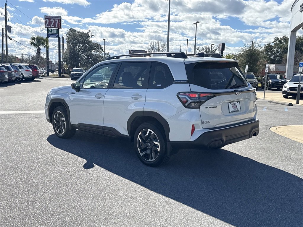 Certified 2025 Subaru Forester Premium w/ Protection Package (1PH) image 6