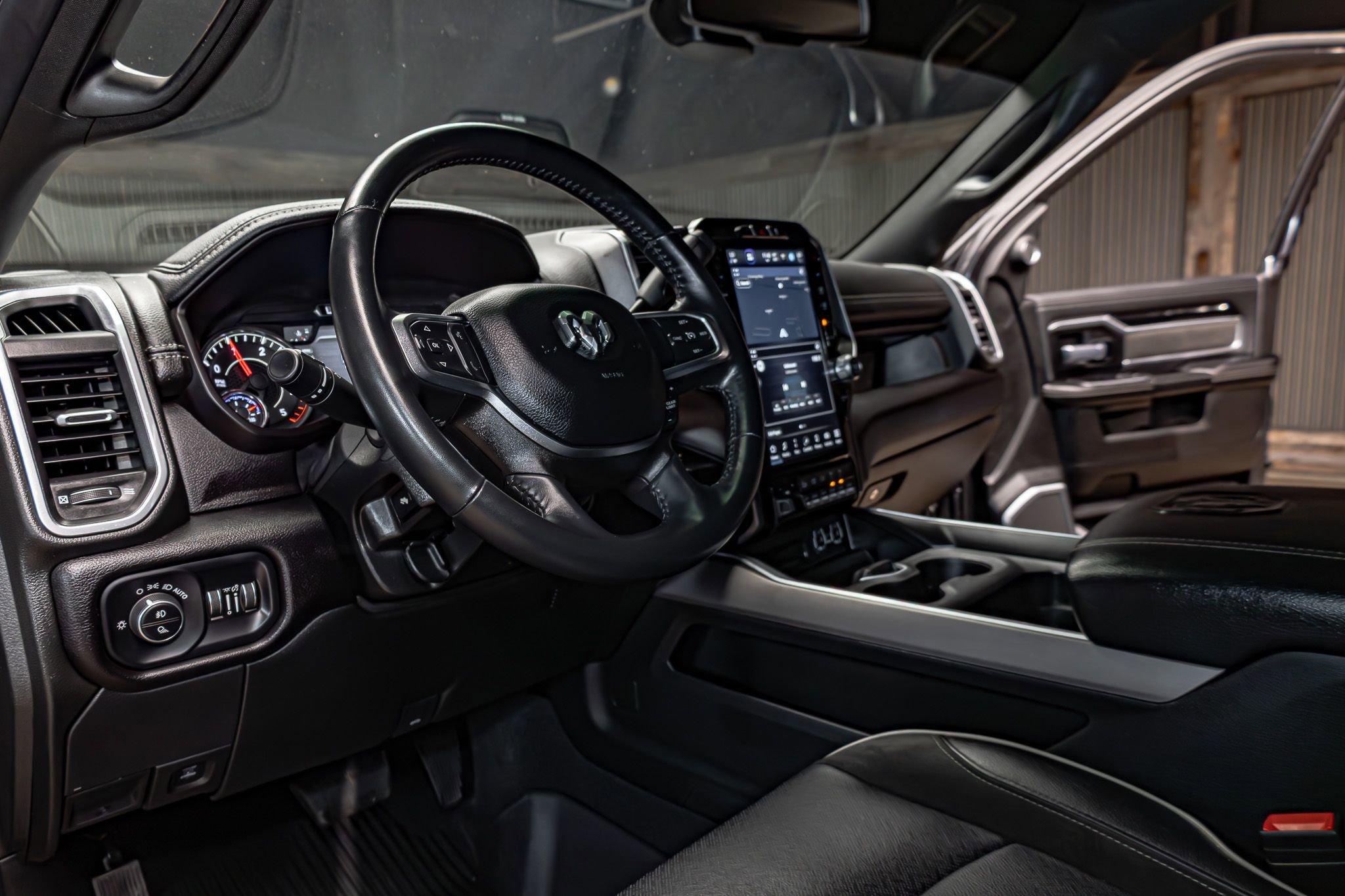 Used 2023 RAM 3500 Laramie image 17