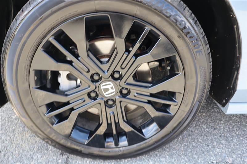 Used 2025 Honda Odyssey Sport-L image 29