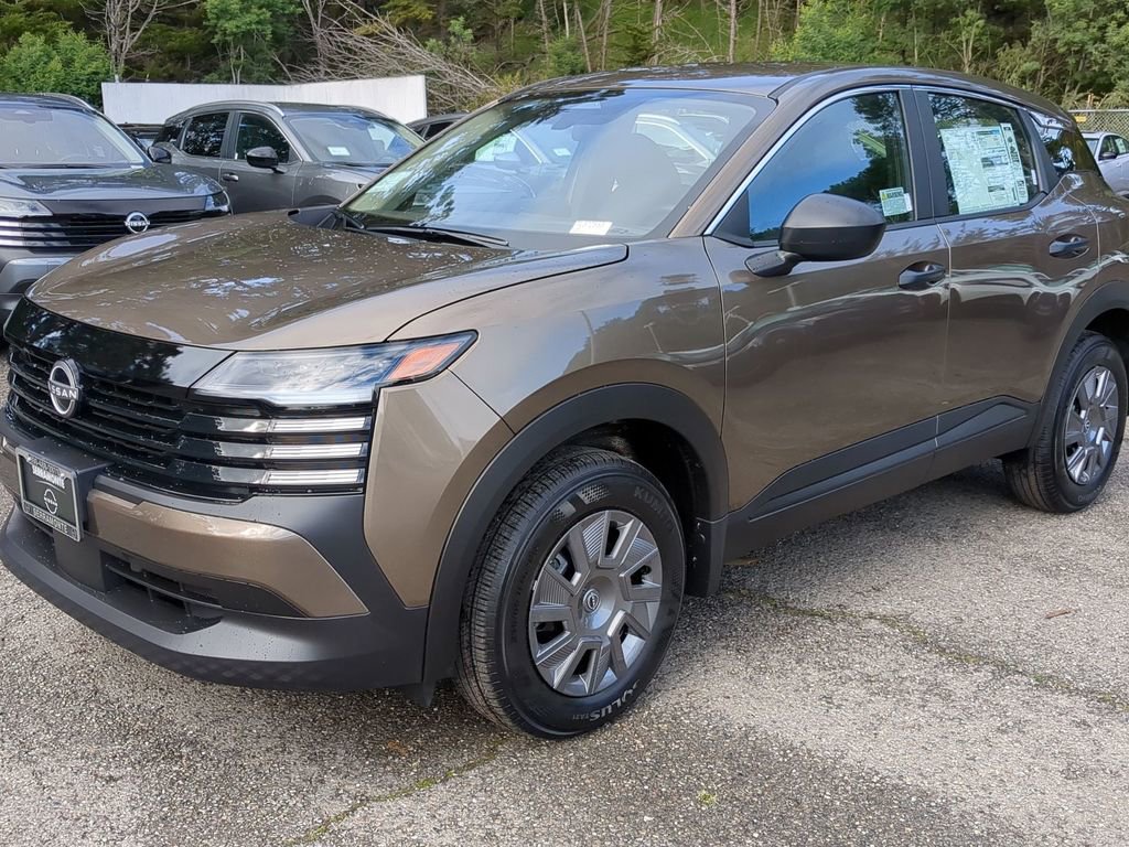 New 2026 Nissan Kicks S image 2