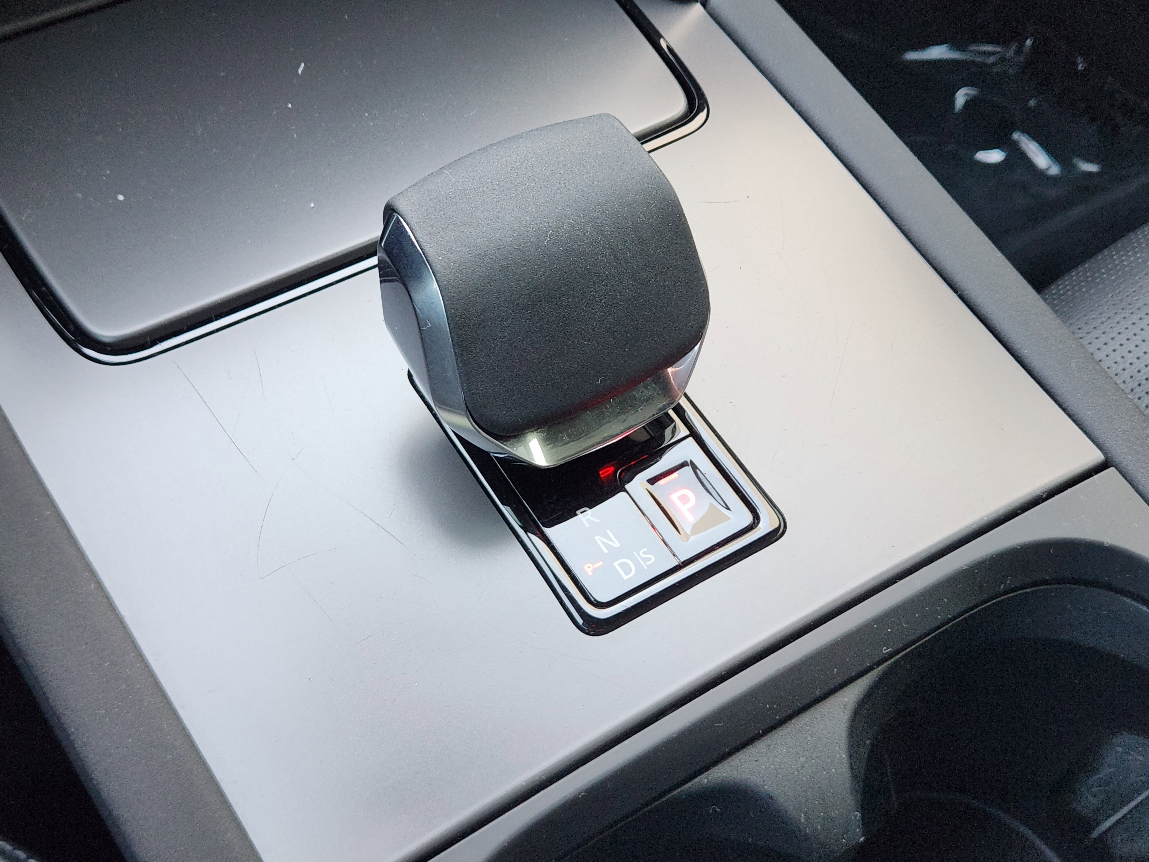 Used 2025 Land Rover Discovery Sport Dynamic SE image 22