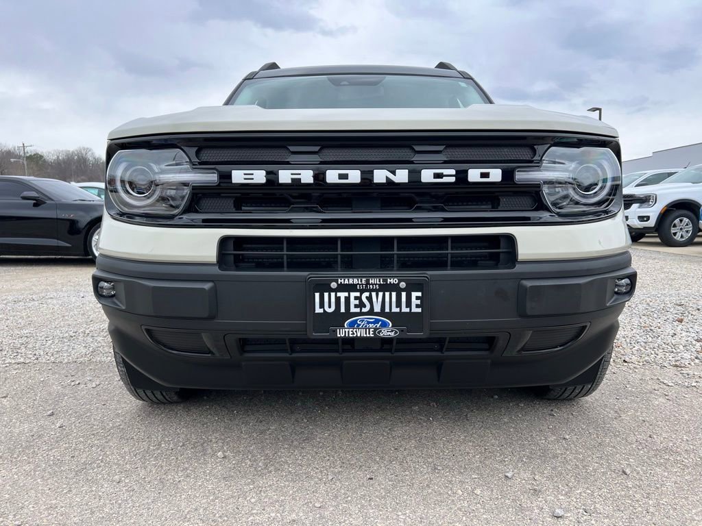 Used 2024 Ford Bronco Sport Outer Banks image 3