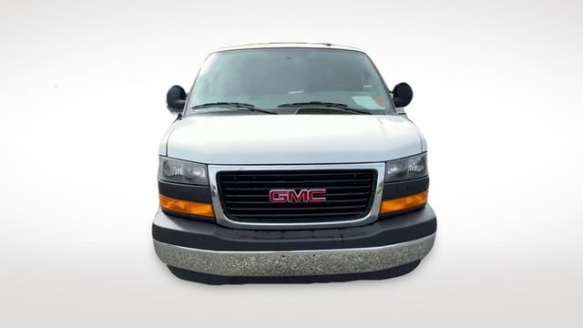 Used 2021 GMC Savana 2500 w/ Driver Convenience Package RWD image 3