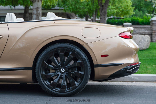 Used 2026 Bentley Continental GTC image 5