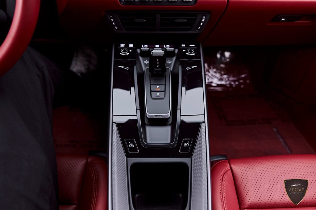 Used 2025 Porsche 911 Carrera RWD image 81
