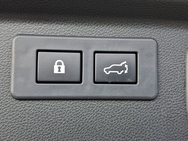 Used 2021 Subaru Forester Touring image 30