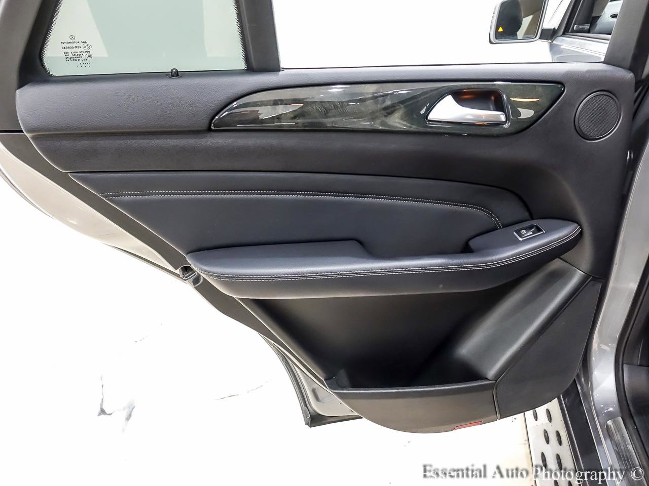 Used 2015 Mercedes-Benz ML 350 4MATIC image 26