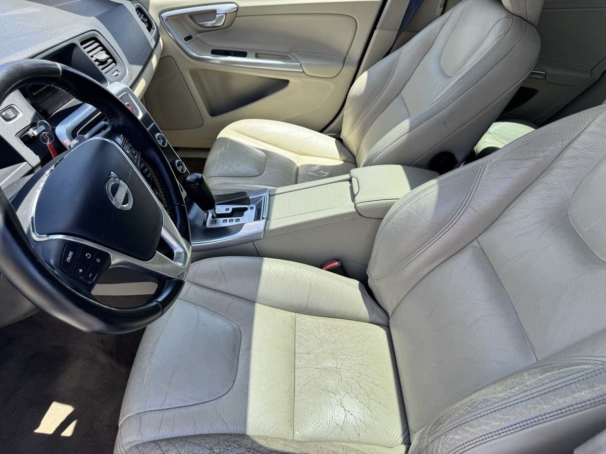 Used 2012 Volvo S60 T5 w/ Climate Pkg FWD image 35