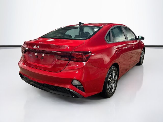 Certified 2024 Kia Forte LXS w/ LXS Technology Package FWD image 7