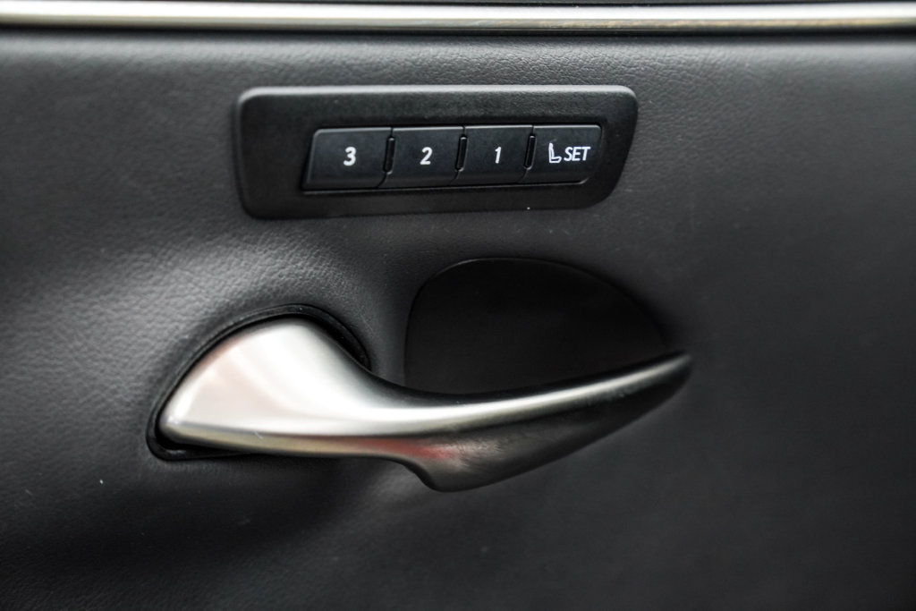 Used 2022 Lexus ES 350 w/ Premium Package FWD image 49