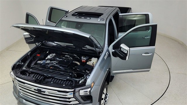 Used 2024 Chevrolet Silverado 3500 High Country image 84