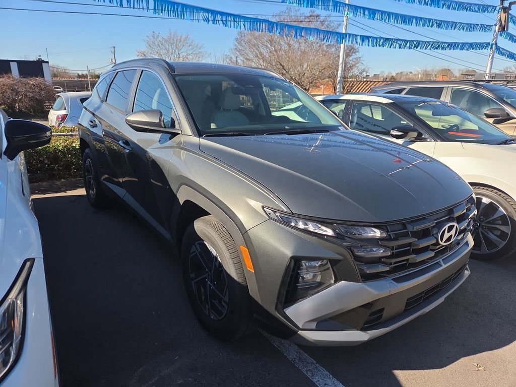 Used 2025 Hyundai Tucson Blue image 1