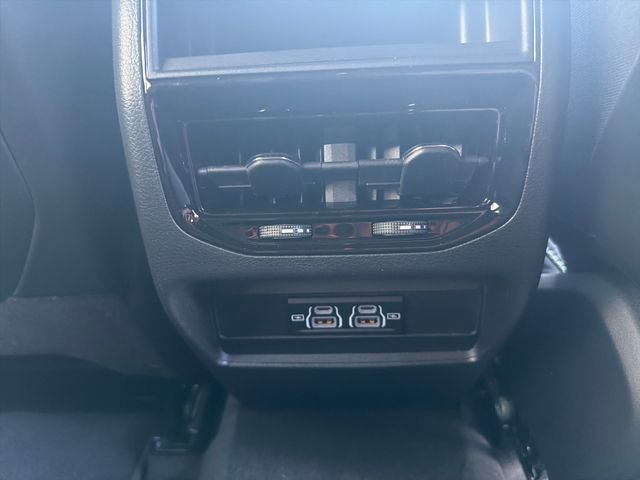 New 2026 Jeep Grand Cherokee Laredo AWD/4WD image 35