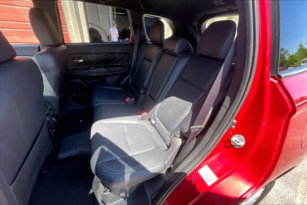 Used 2020 Mitsubishi Outlander GT AWD/4WD image 25