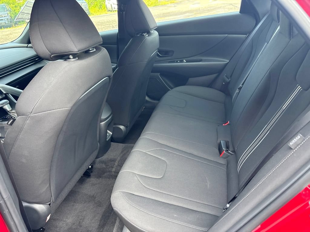 Used 2025 Hyundai Elantra Sport w/ Cargo Package FWD image 14