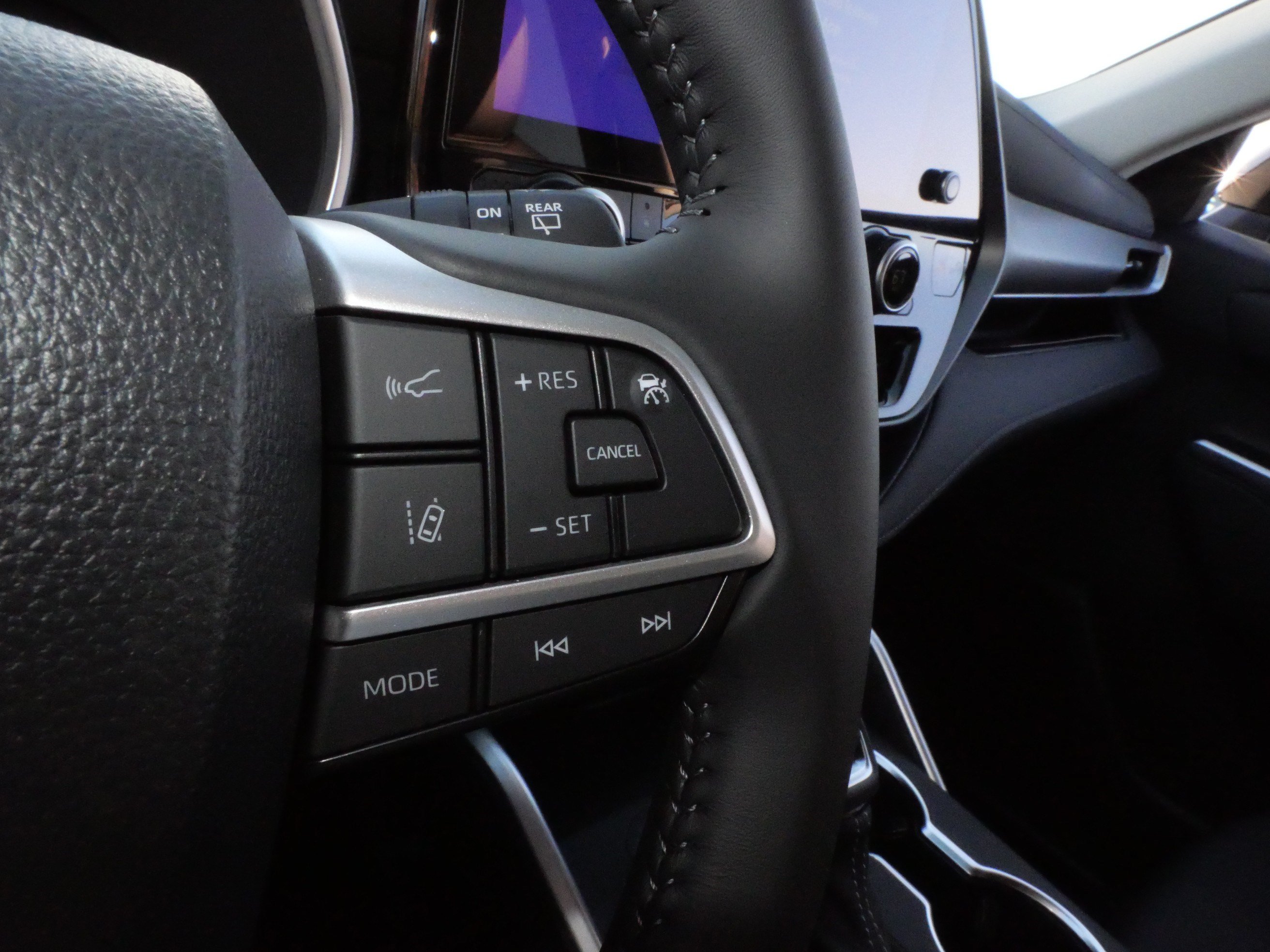 Certified 2026 Toyota Highlander XLE AWD/4WD image 27