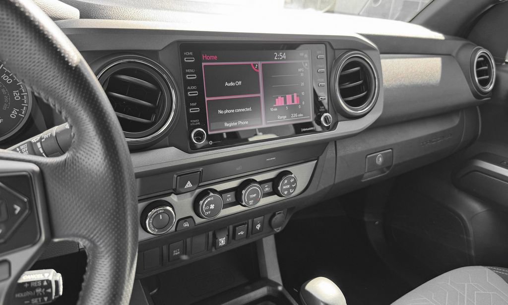 Used 2020 Toyota Tacoma TRD Off-Road image 20