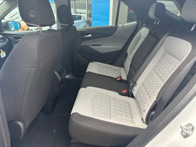 Used 2024 Chevrolet Equinox LS w/ LS Convenience Package FWD image 31