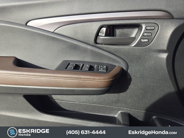 Used 2025 Honda Passport EX-L image 25