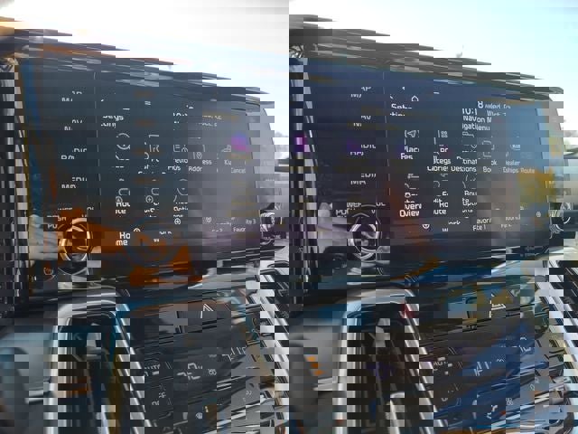 Used 2021 Kia Sorento SX image 25