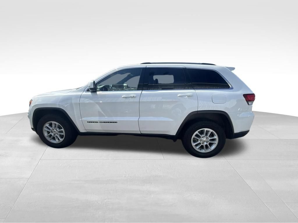 Used 2020 Jeep Grand Cherokee Laredo AWD/4WD image 3
