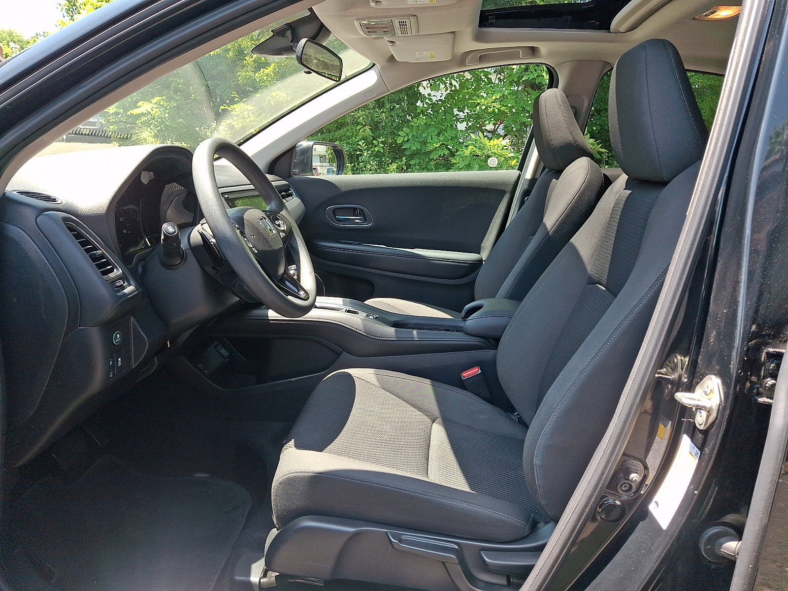 Used 2019 Honda HR-V EX image 13