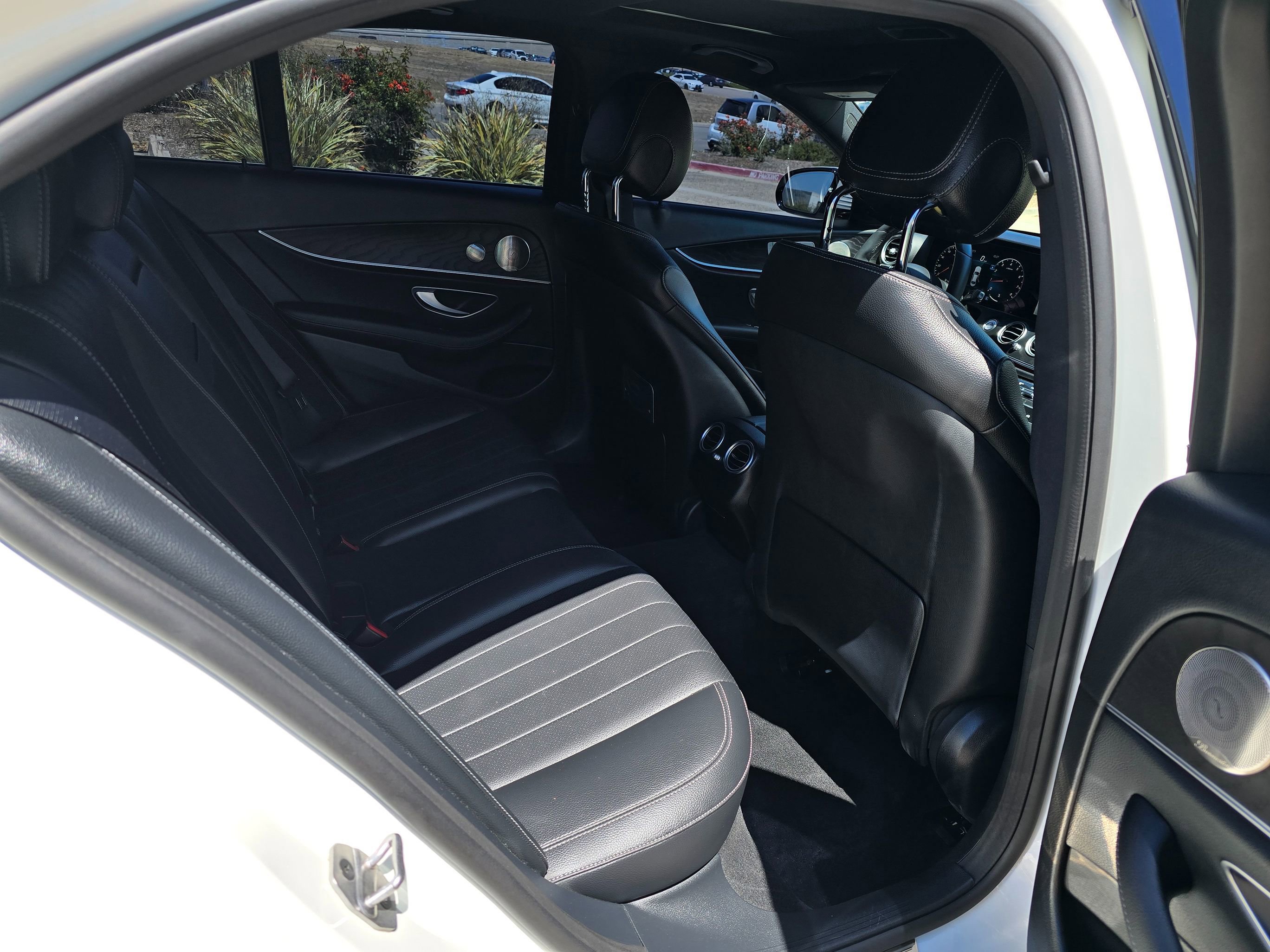 Used 2022 Mercedes-Benz E 350 Sedan image 33