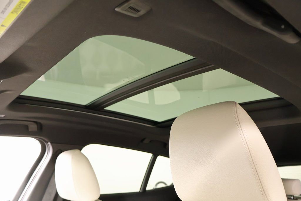 Used 2022 BMW X2 xDrive28i w/ Convenience Package image 16