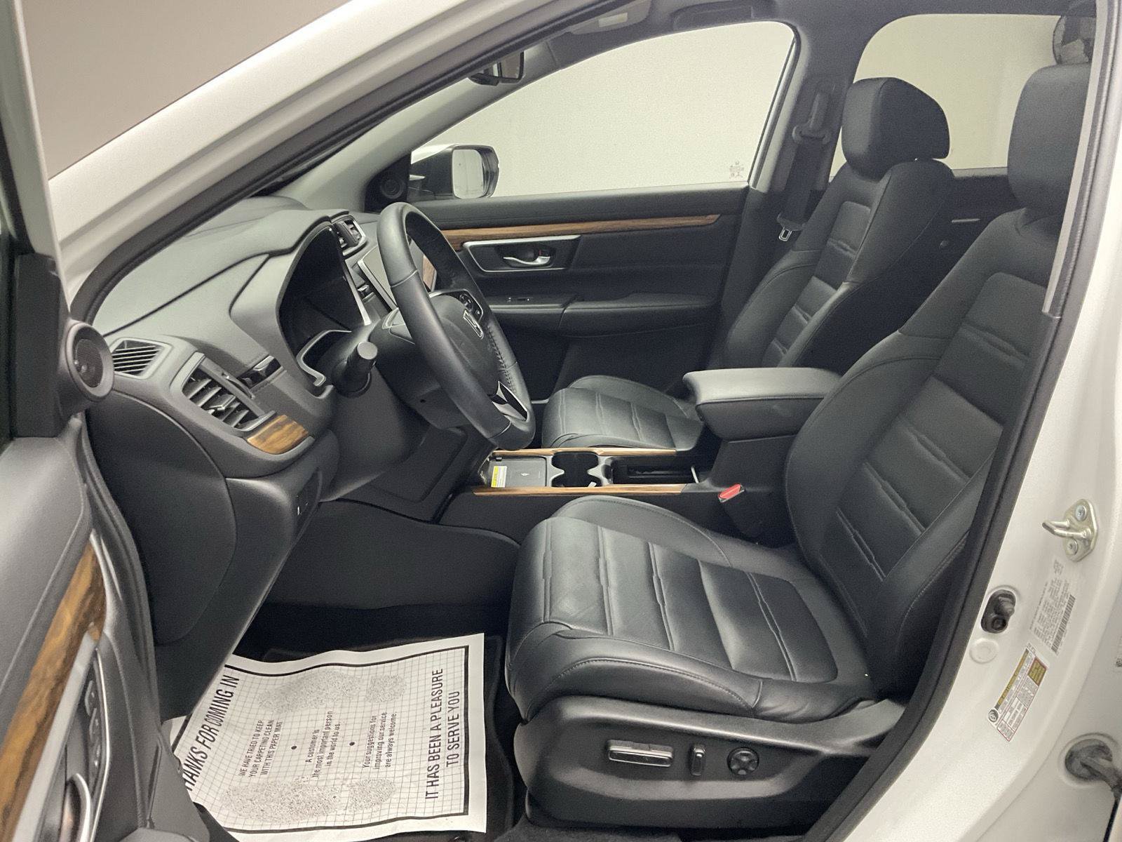 Used 2020 Honda CR-V Touring image 12