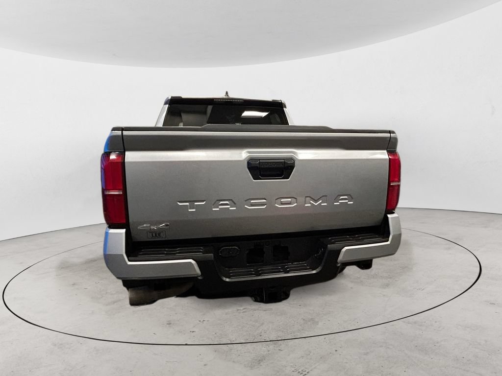 Used 2024 Toyota Tacoma SR5 AWD/4WD image 4