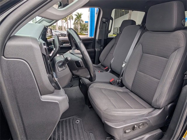 Used 2023 Chevrolet Silverado 1500 LT image 5