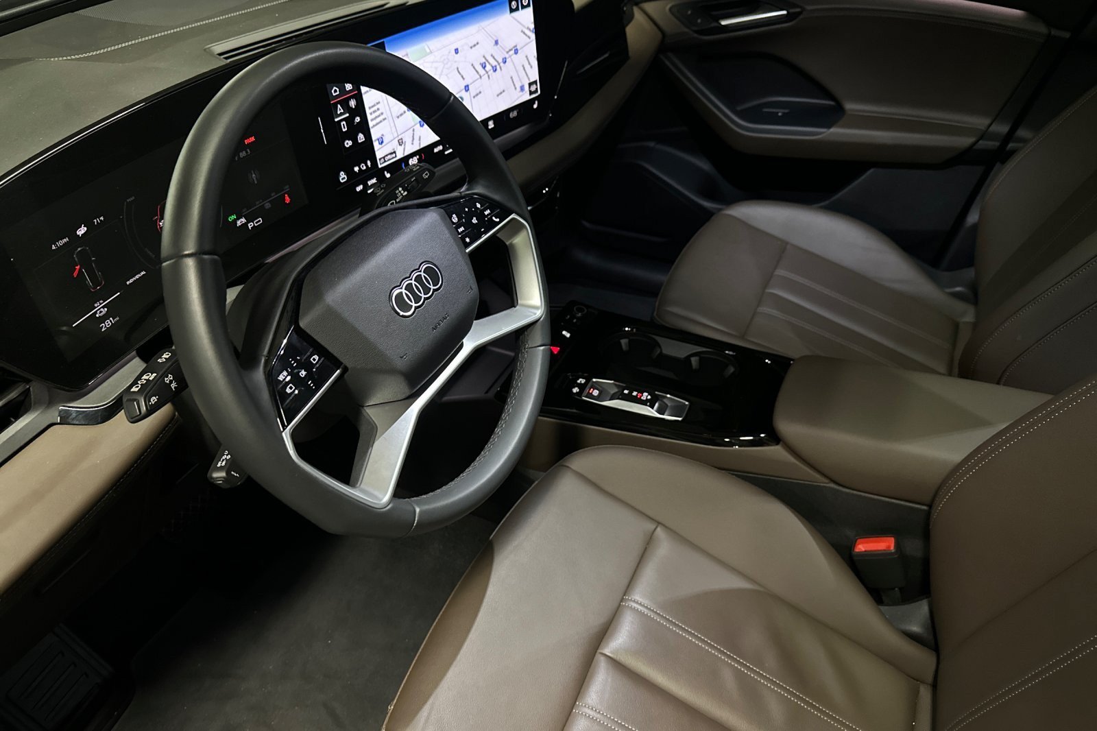 Used 2025 Audi Q6 e-tron Premium w/ Convenience Package RWD image 9