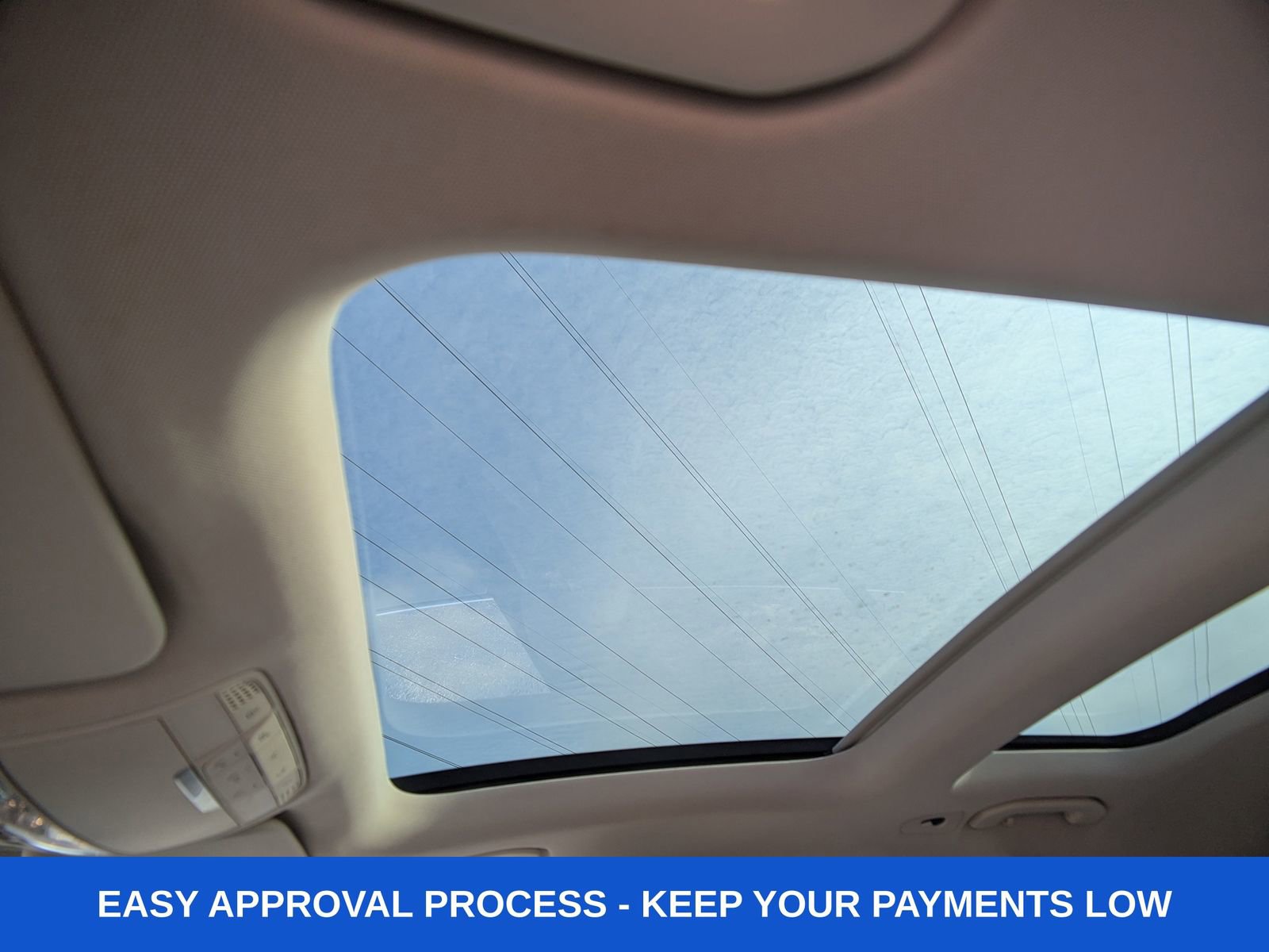 Used 2019 Mercedes-Benz GLC 300 4MATIC w/ Premium Package image 24