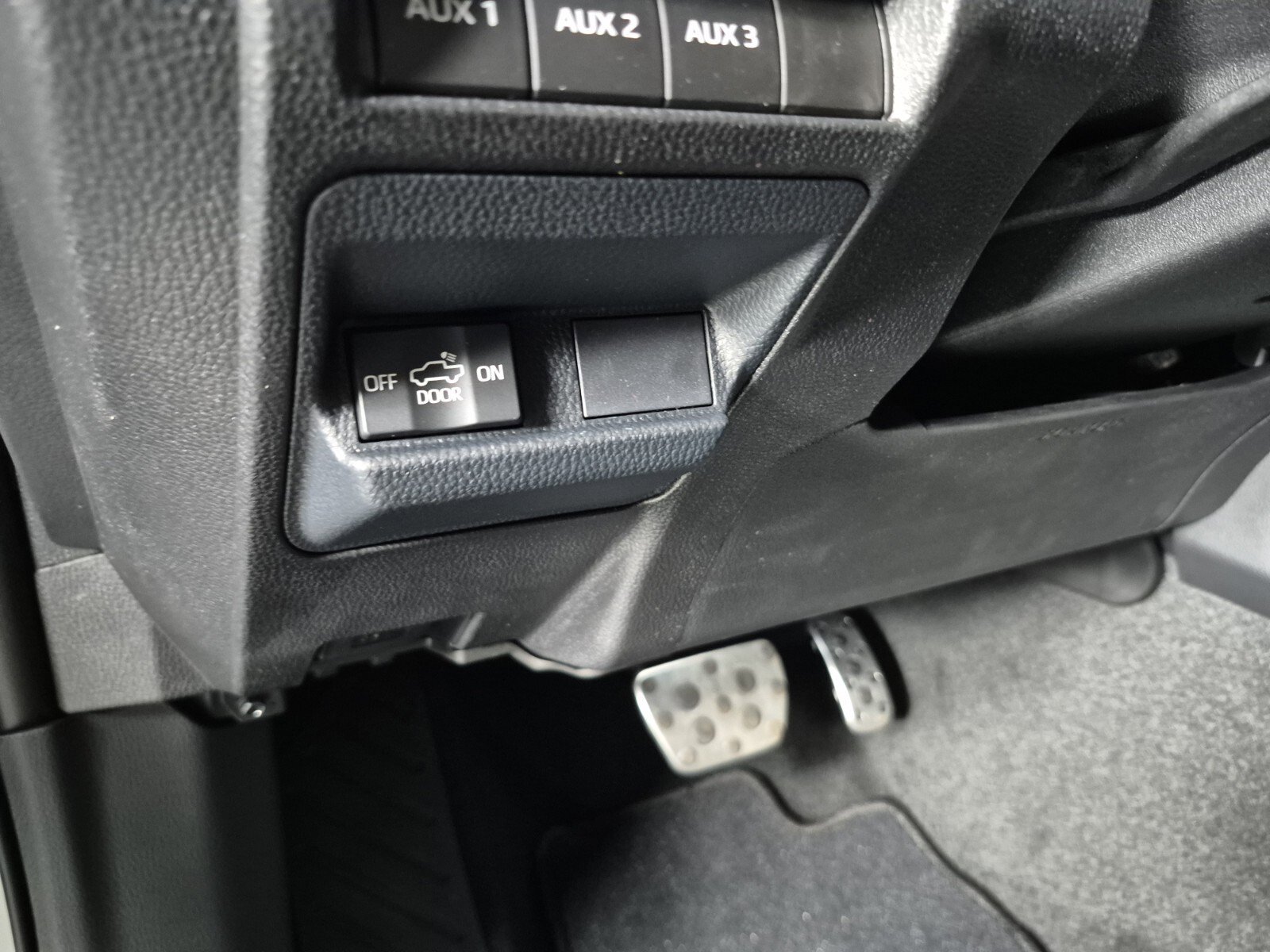 New 2026 Toyota Tacoma SR5 image 25