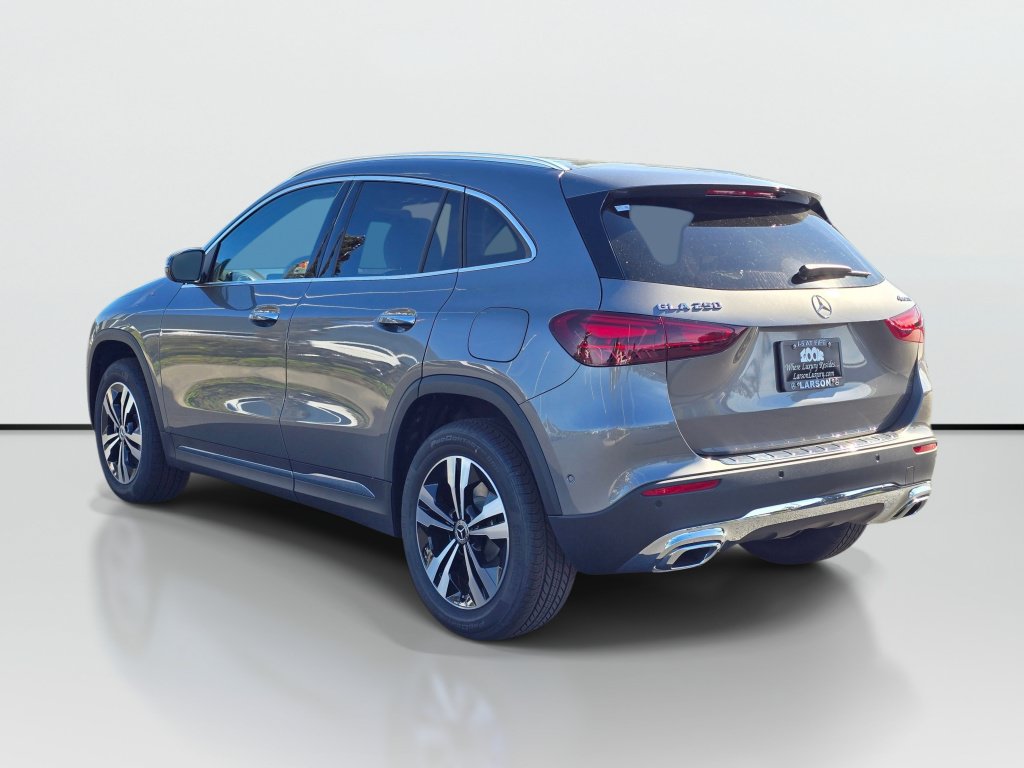 New 2026 Mercedes-Benz GLA 250 4MATIC image 4