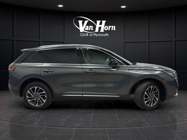 Used 2020 Lincoln Corsair AWD w/ Equipment Group 101A image 8