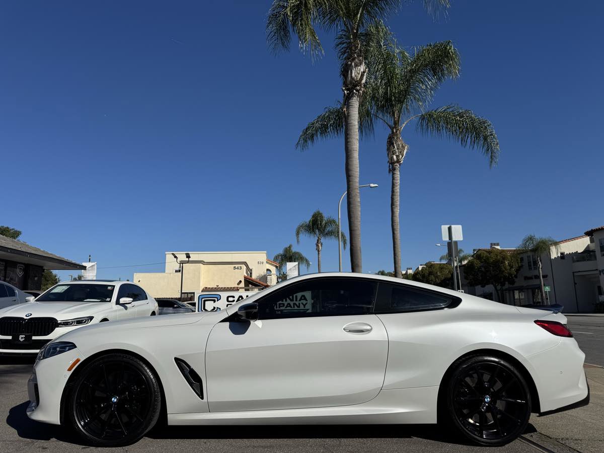 Used 2022 BMW 840i Coupe w/ Driving Assistance Package image 2