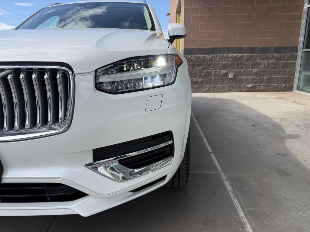 Used 2024 Volvo XC90 T8 Ultimate w/ Protection Package Premier AWD/4WD image 11