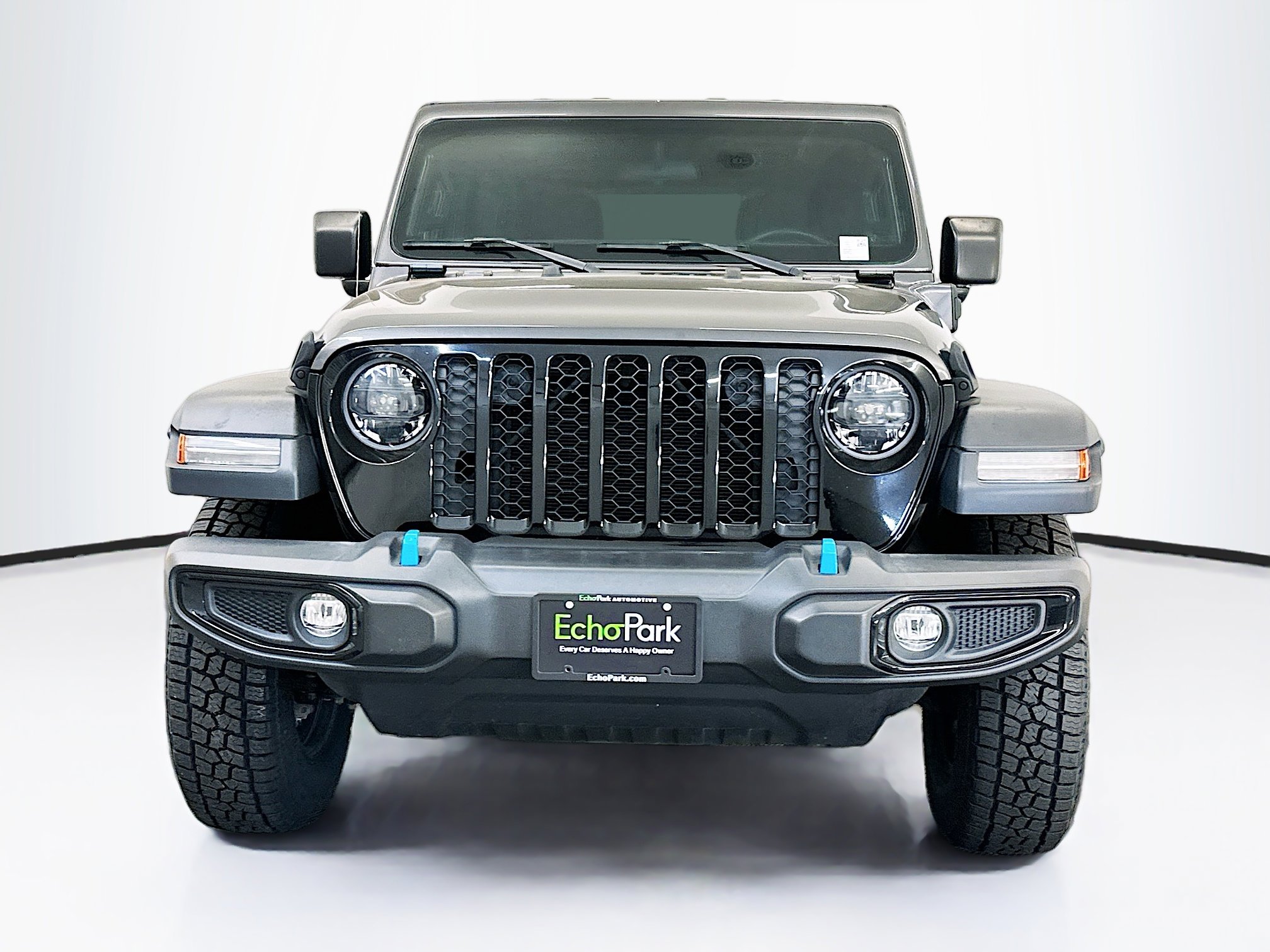 Used 2023 Jeep Wrangler Unlimited image 2